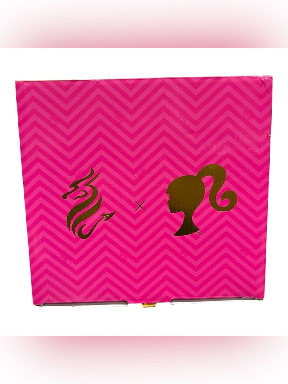 Barbie x Dragon ~ Hot Pink Hourglass Cocktail Glasses - Set of 2 - Picture 4 of 6